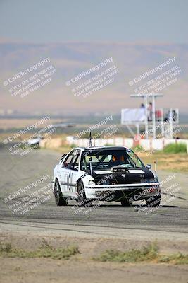 media/Sep-29-2024-24 Hours of Lemons (Sun) [[6a7c256ce3]]/Sunrise (1115a-1130a)/